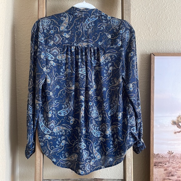 H&M Blouse - Picture 5 of 5